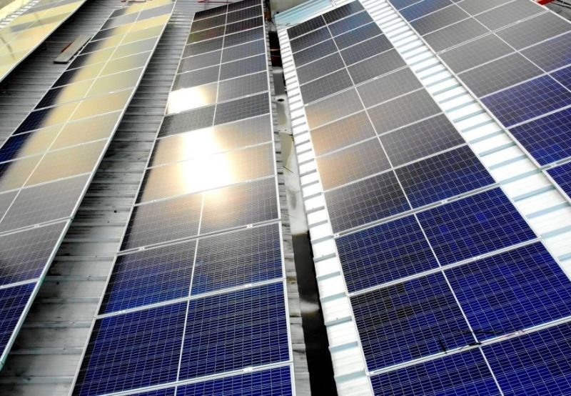 How Rooftop Solar Cuts Costs 30% at National Institutes