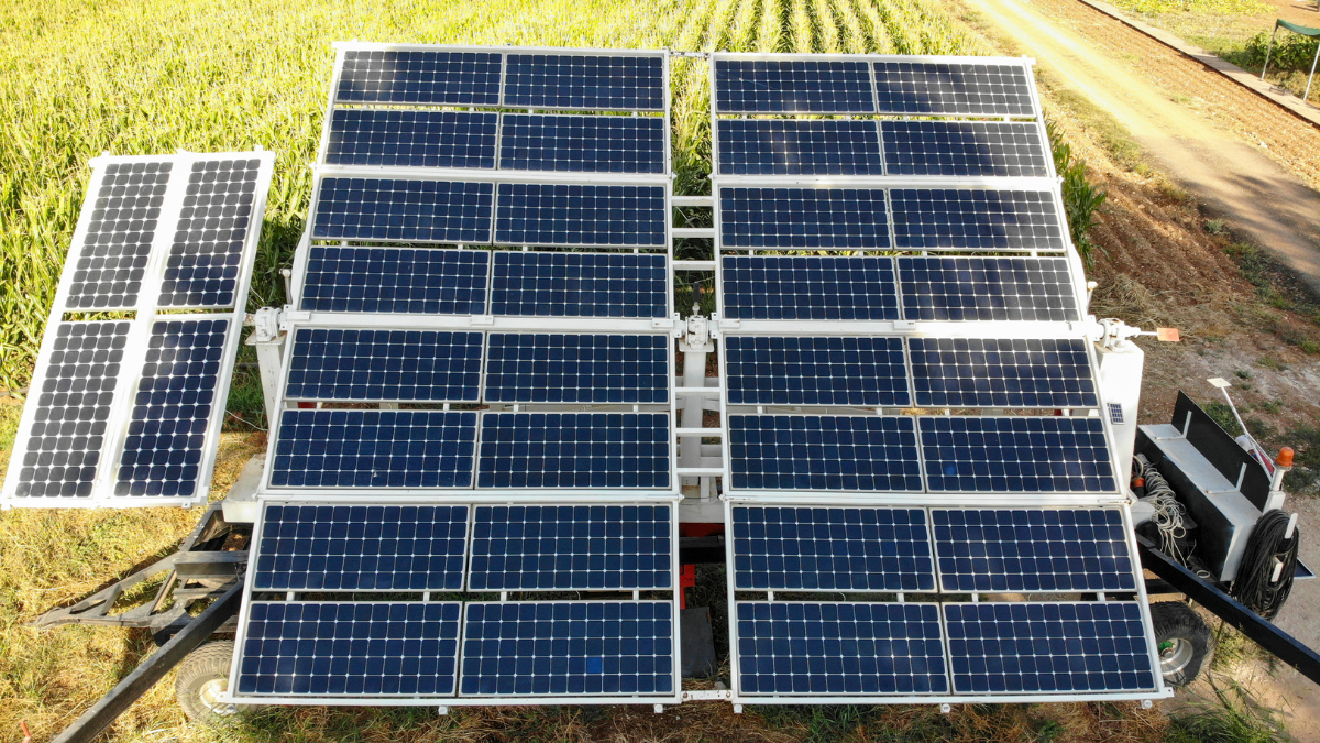 Canadian Solar EP Cube Wins 2025 Red Dot Design Award