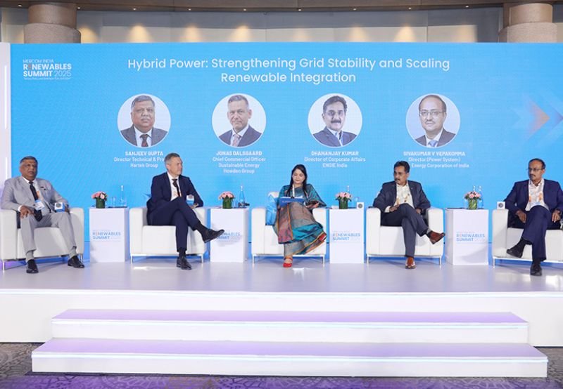 Hybrid Power Solutions Enhance Grid Stability in Solar Industry