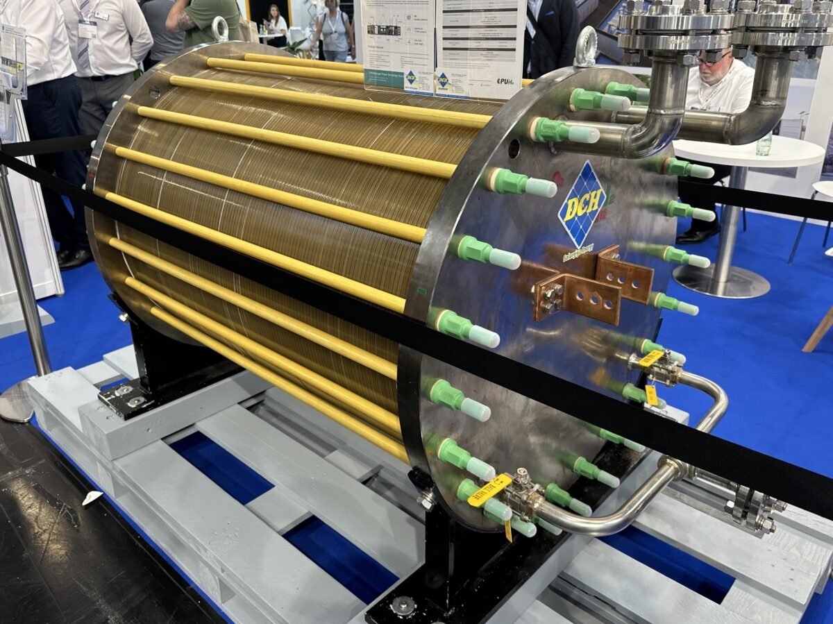 Woodside’s Texas Ammonia Project Nears Finish as Global Hydrogen Partnerships Expand